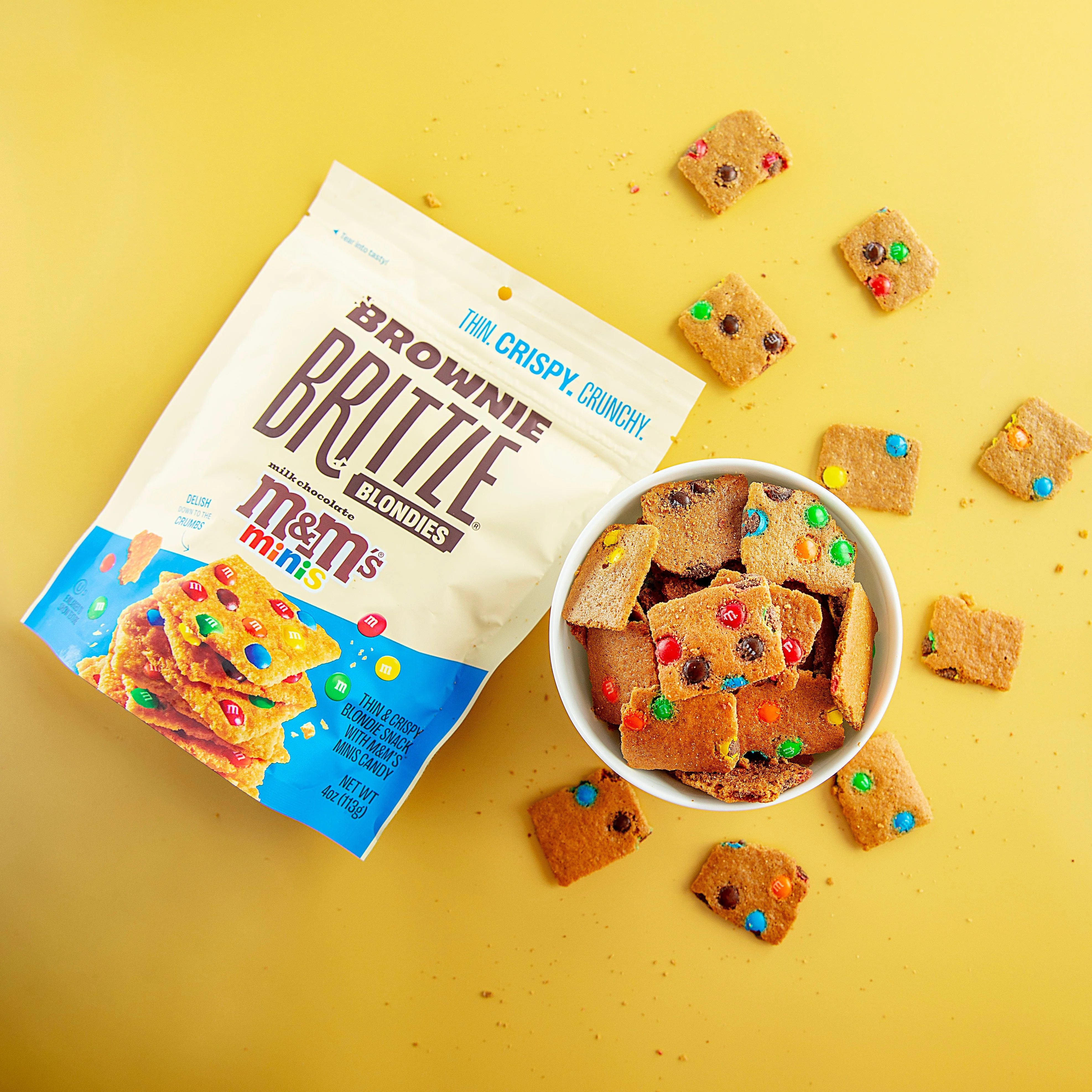 M&M'S® Minis Blondie Brownie Brittle - Image 3